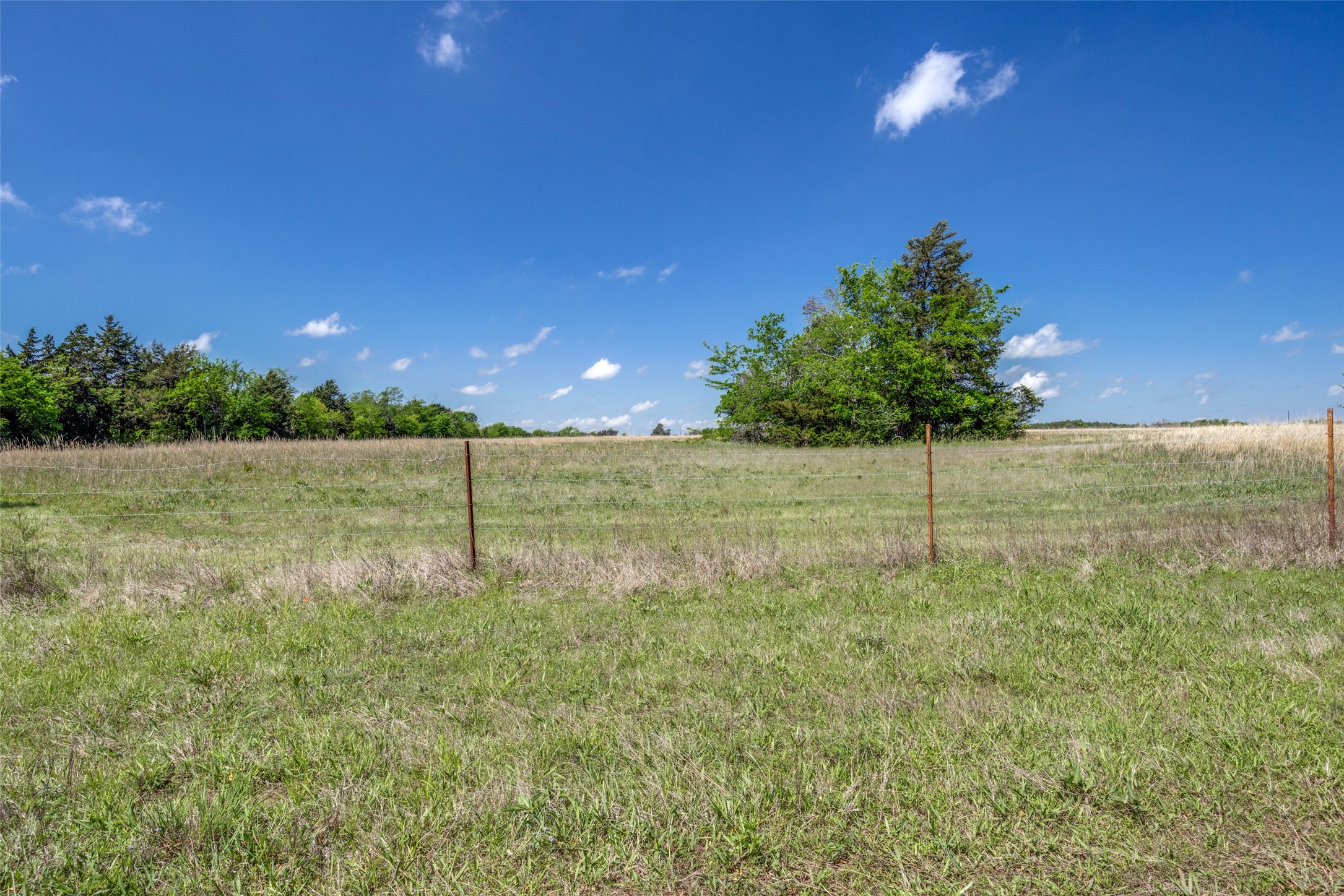 1203 County Road 4132 Cumby TX 75433