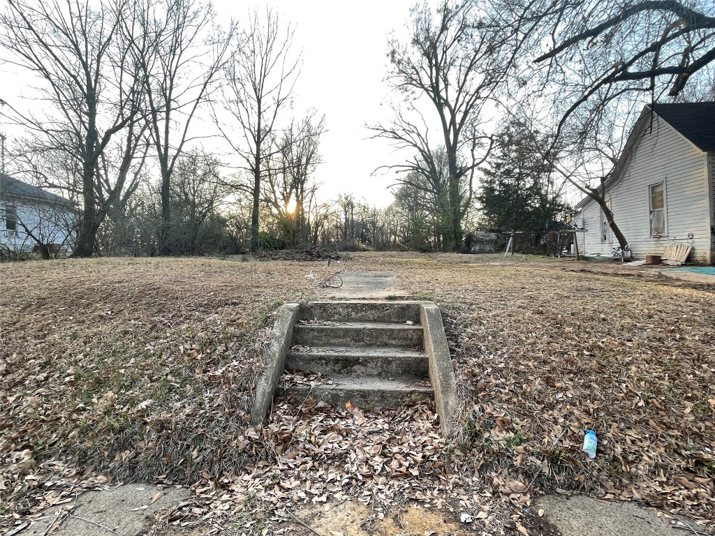 521 4th Street NW Paris TX 75460