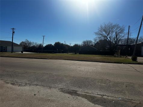 118 W College Street Mesquite TX 75149