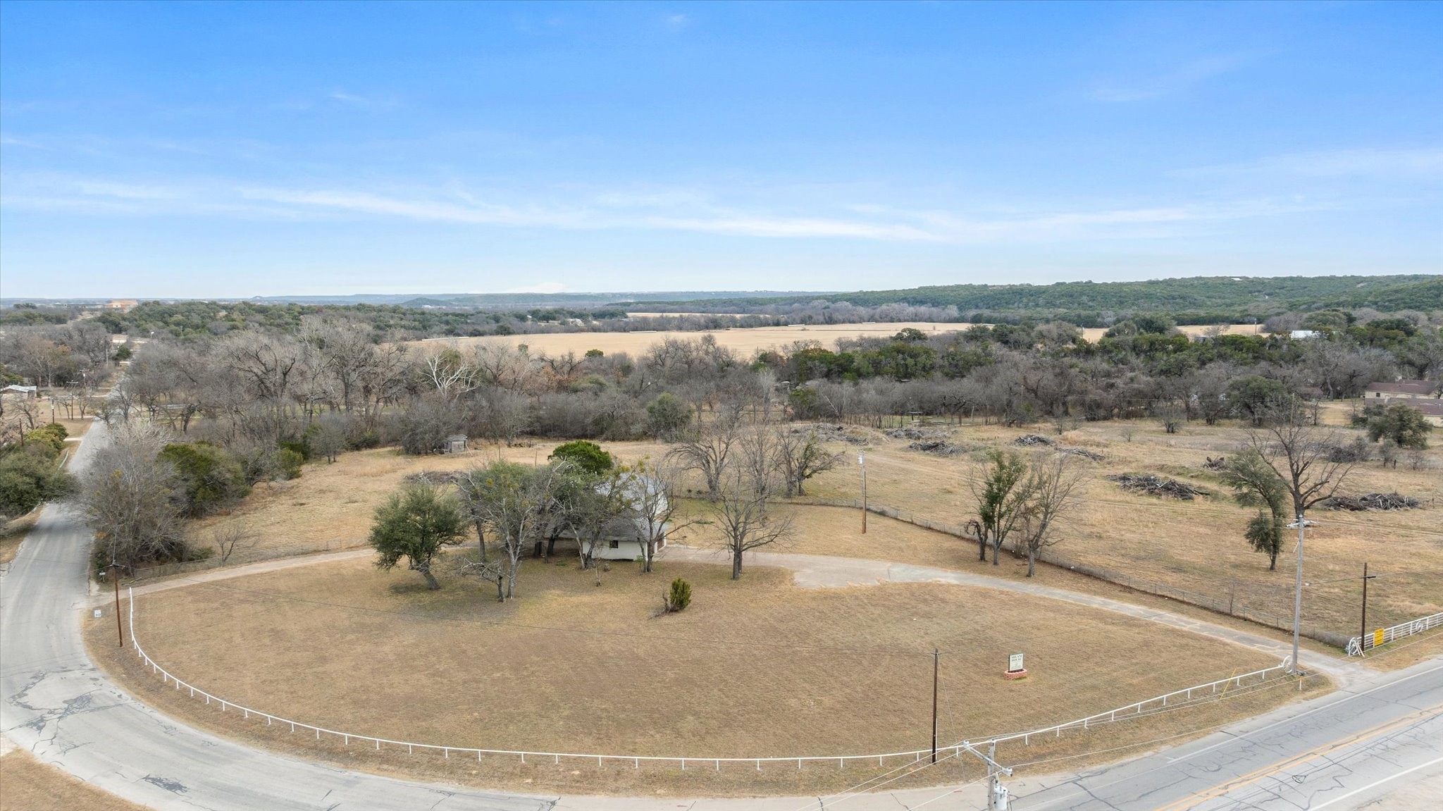 1404 NE Barnard Street Glen Rose TX 76043