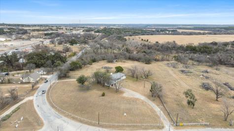 1404 NE Barnard Street Glen Rose TX 76043