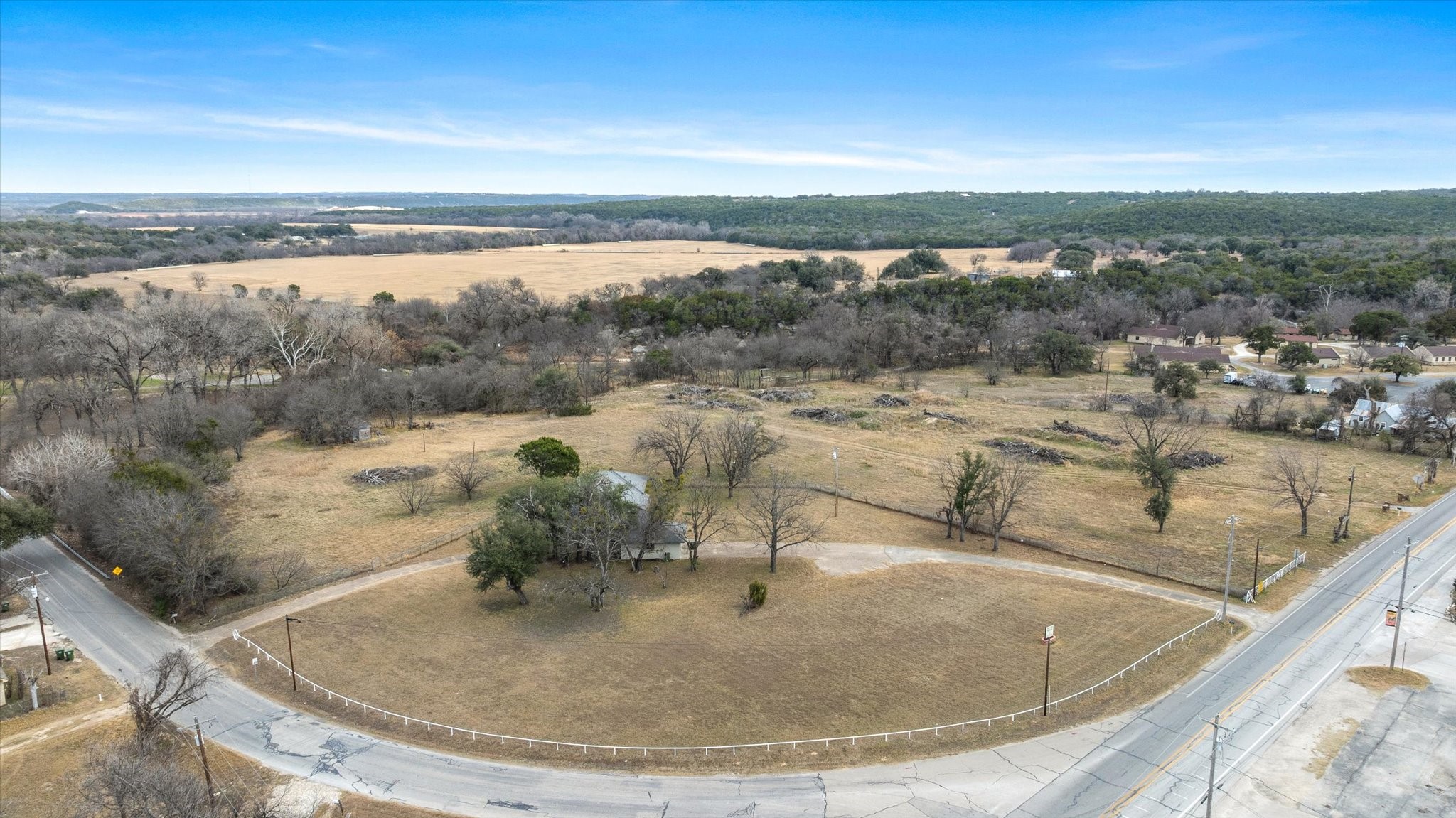 1404 NE Barnard Street Glen Rose TX 76043