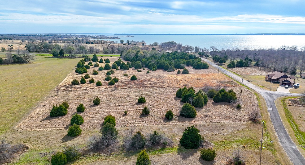 Lot 47 Baybridge Kerens TX 75144
