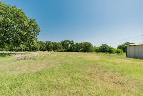106 Rock Hill Road Bowie TX 76230