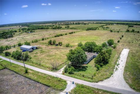 718 County Road 1063 Greenville TX 75401