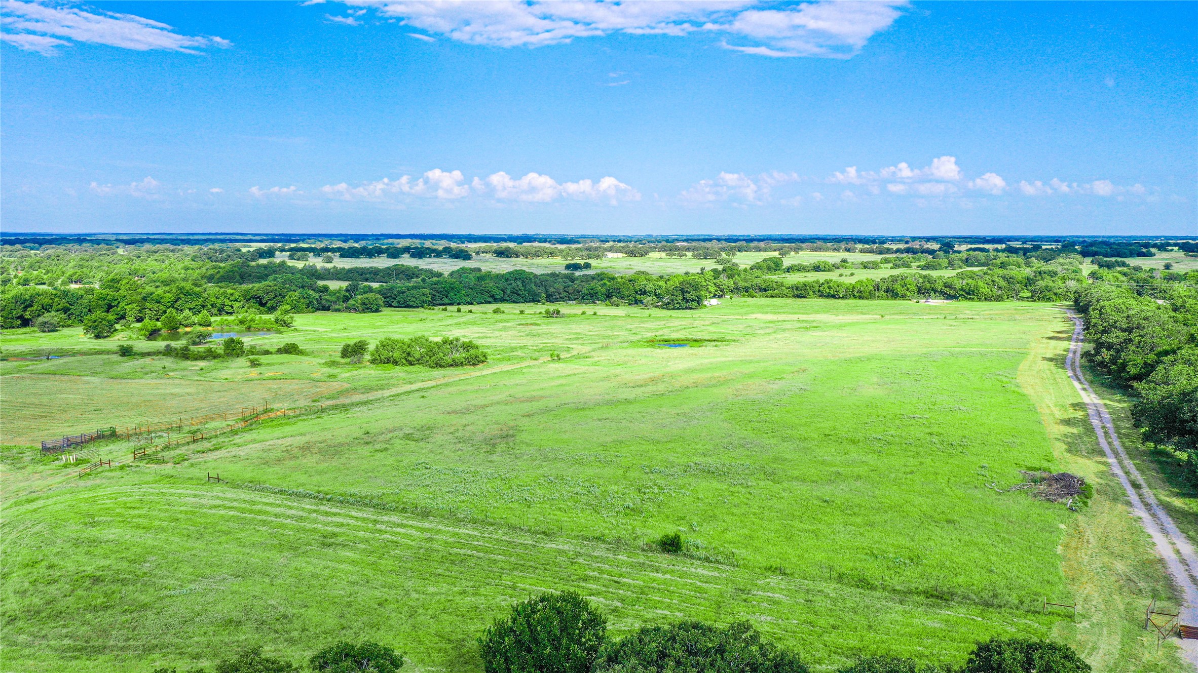 2215 Denver Road Sunset TX 76270