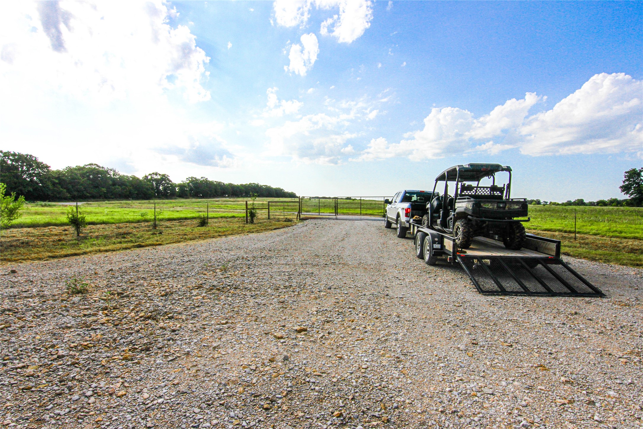2215 Denver Road Sunset TX 76270