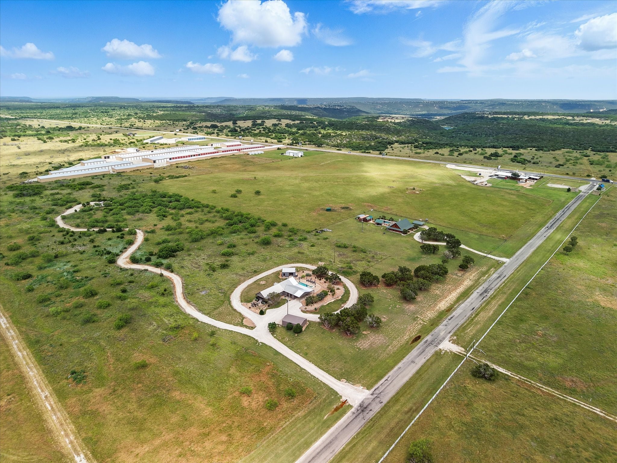 186 W Hells Gate Drive Strawn TX 76475