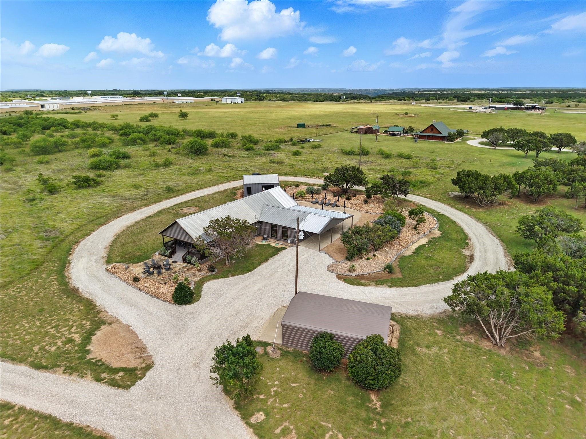186 W Hells Gate Drive Strawn TX 76475