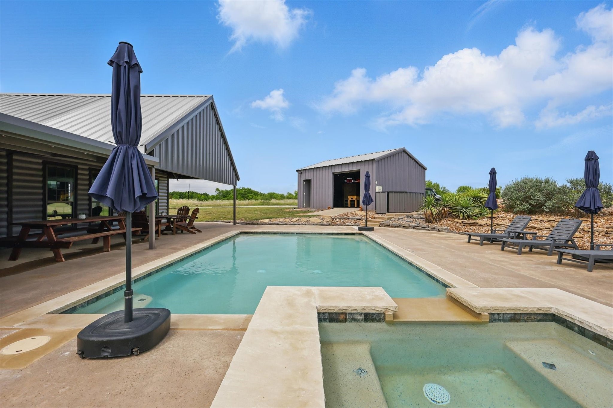 186 W Hells Gate Drive Strawn TX 76475