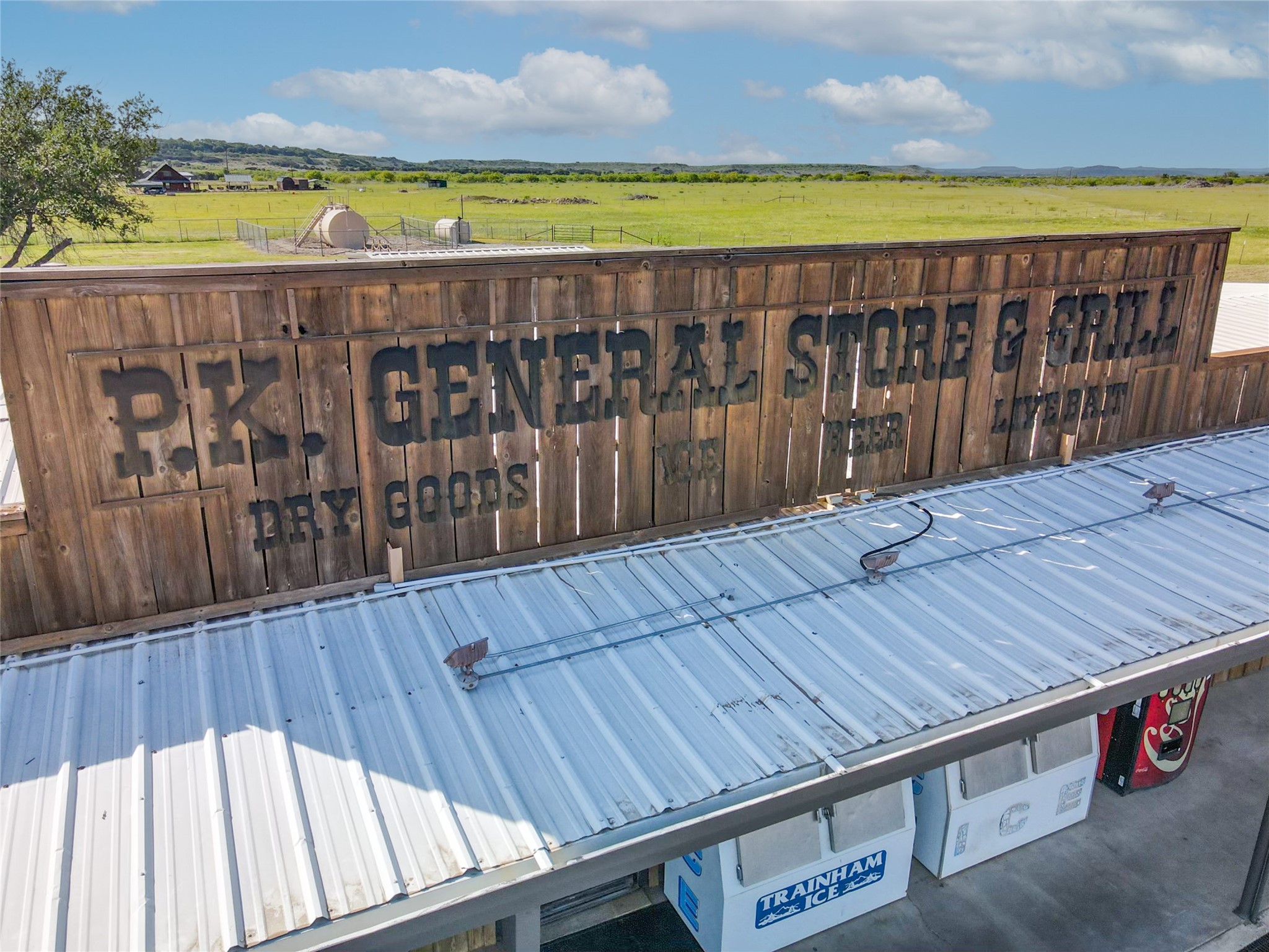 186 W Hells Gate Drive Strawn TX 76475