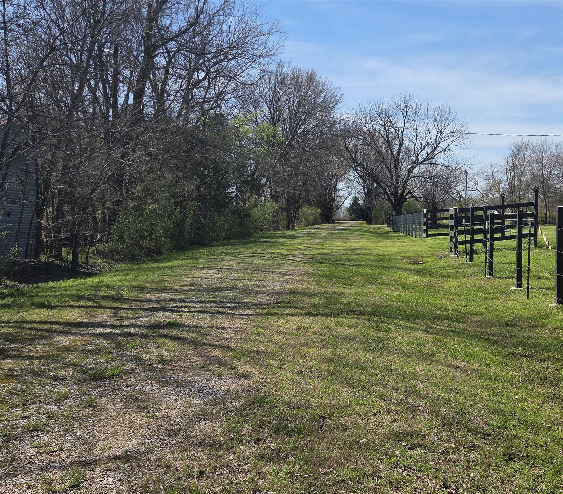 294 County Road 2809 Honey Grove TX 75446