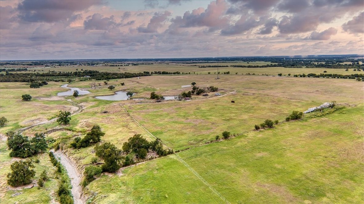 2854 Highway 320 Lott TX 76656
