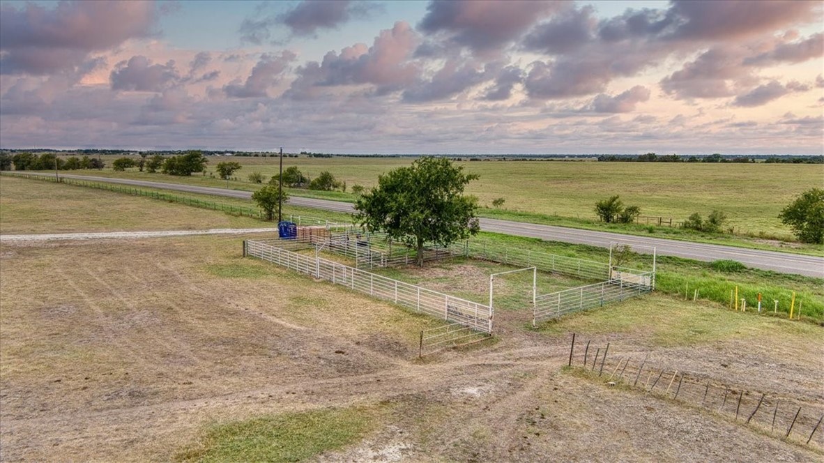 2854 Highway 320 Lott TX 76656