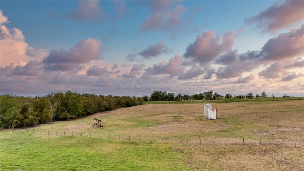 2854 Highway 320 Lott TX 76656