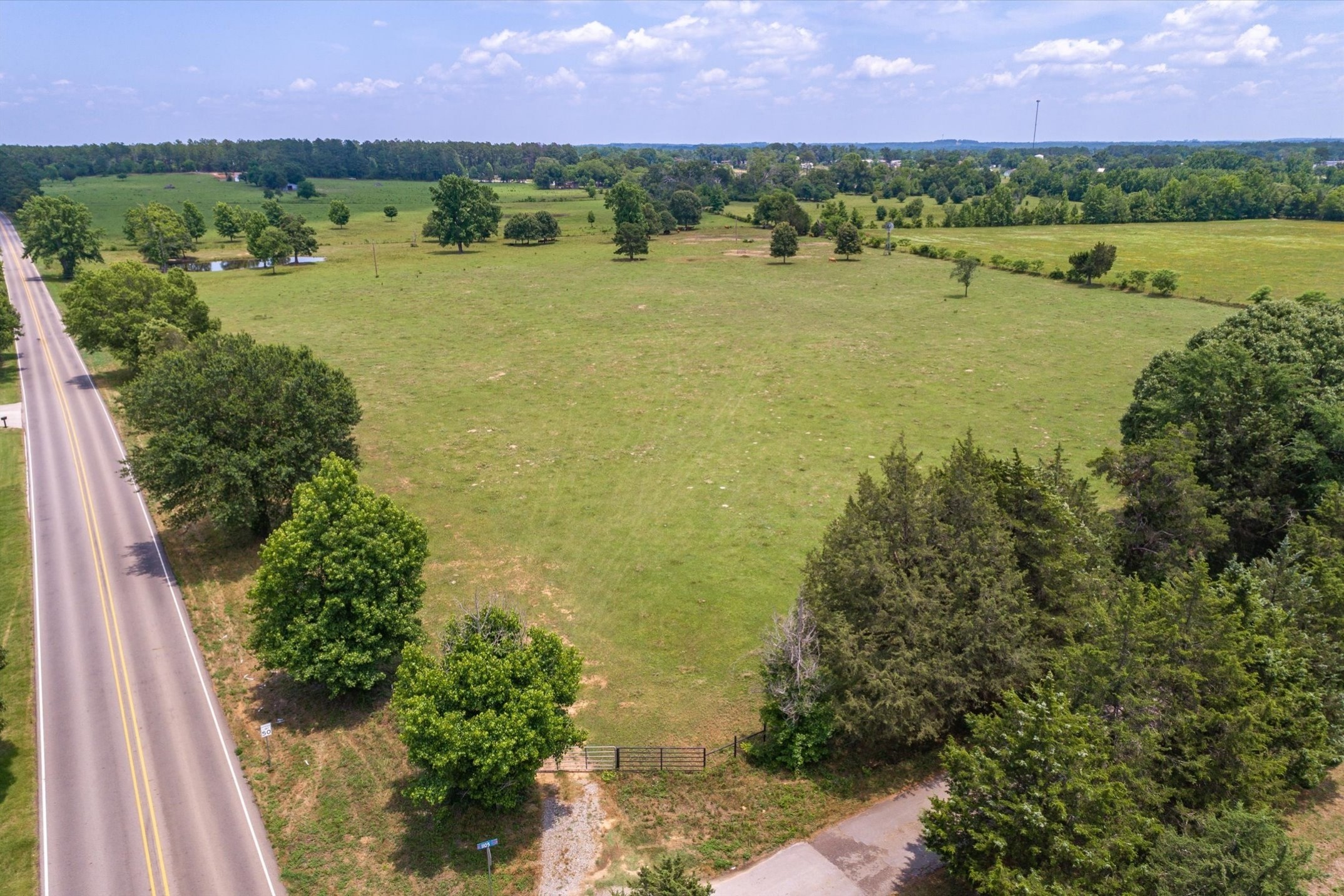 17104 County Road 1100 Flint TX 75762