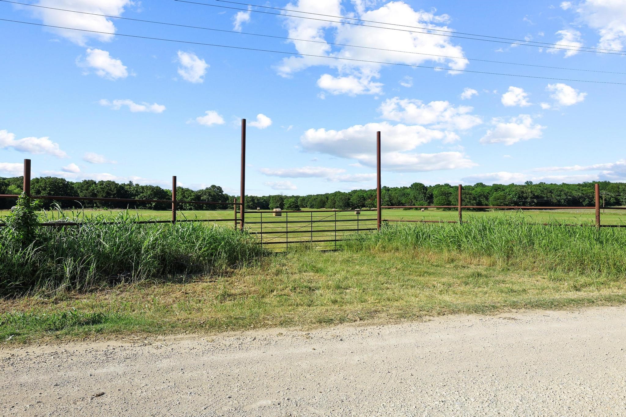675 County Road 155 Gainesville TX 76240