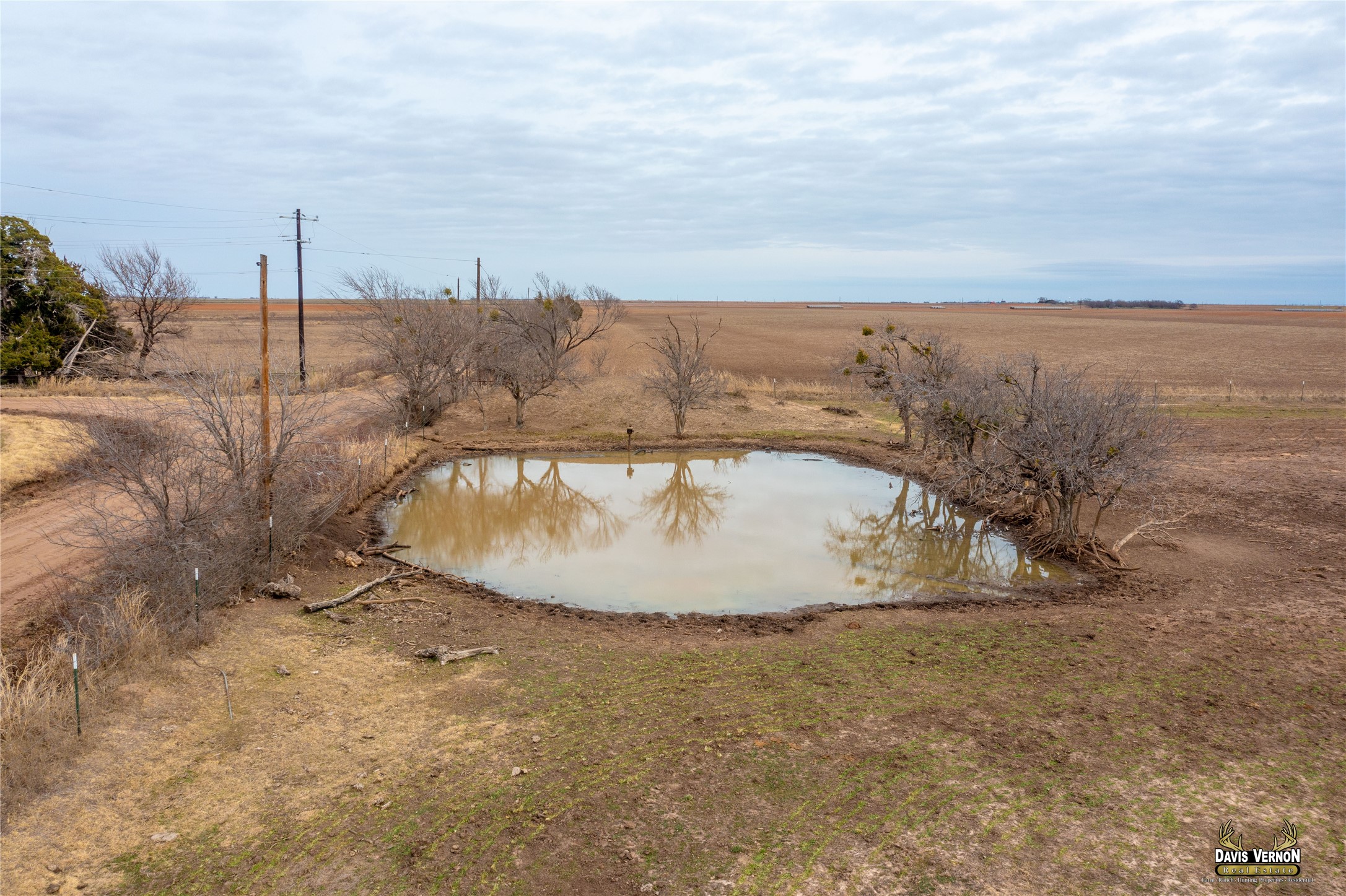 2 Cr 4354 Munday TX 76371