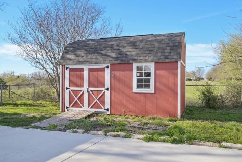611 Ferris Road Lancaster TX 75146