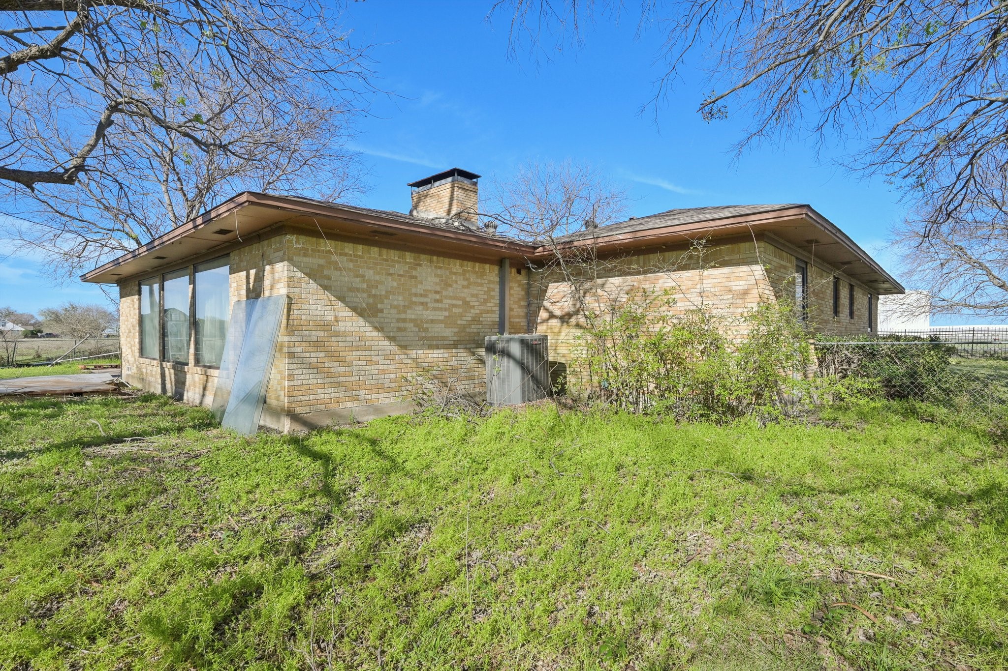 611 Ferris Road Lancaster TX 75146