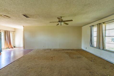 350 S Lennox Street Stephenville TX 76401