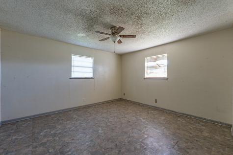 350 S Lennox Street Stephenville TX 76401