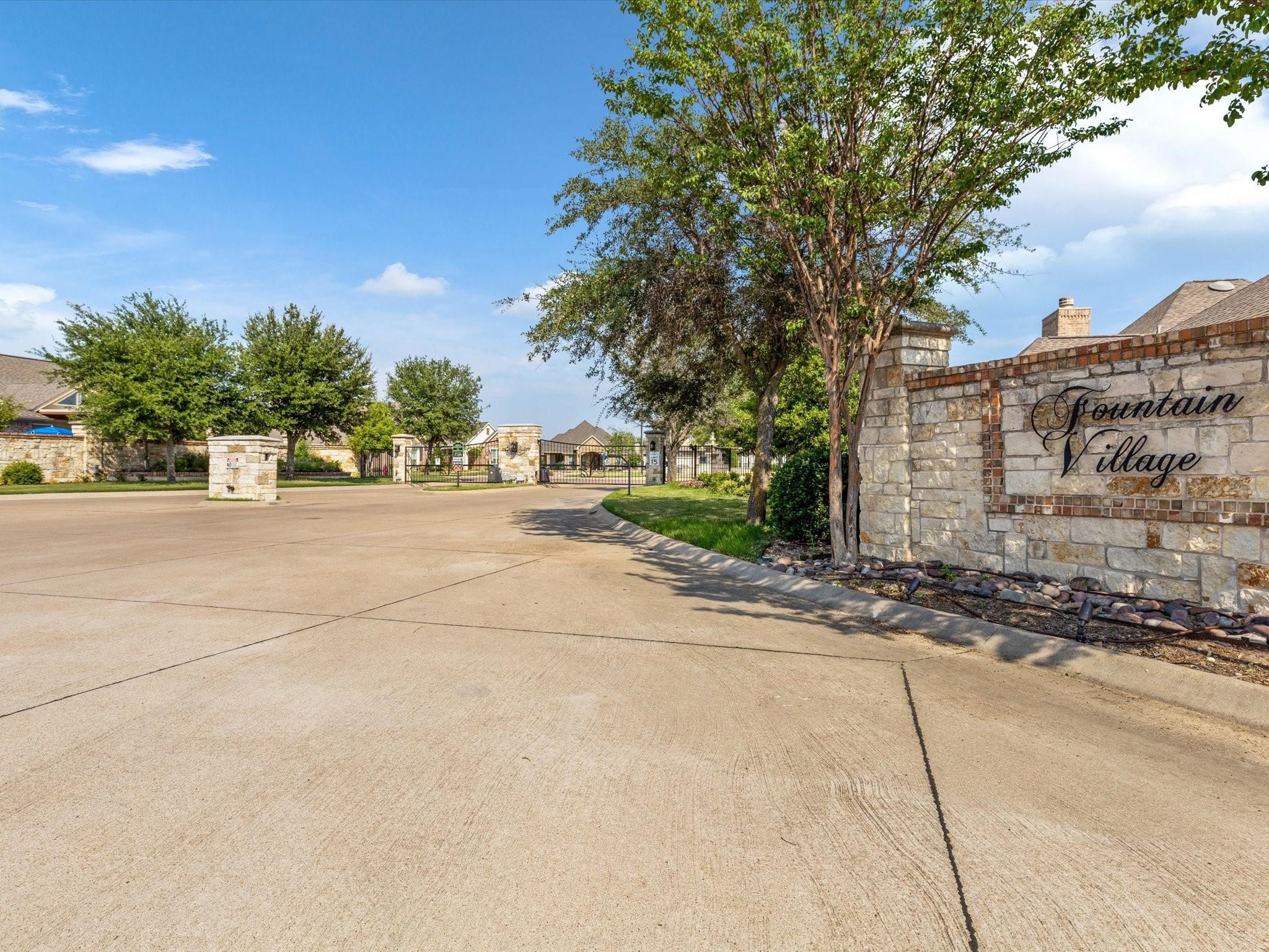 4920 Centre Court Granbury TX 76049