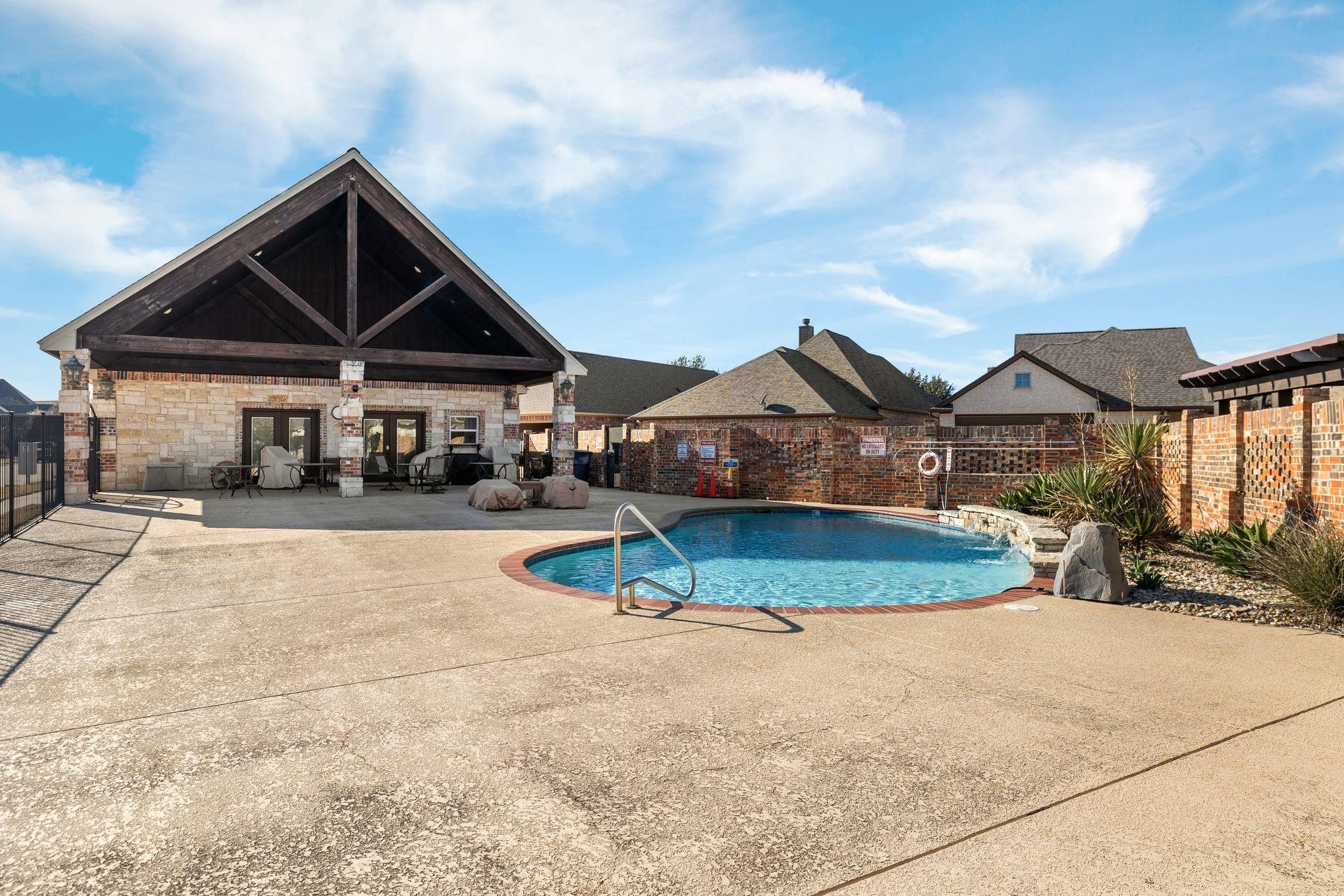 4920 Centre Court Granbury TX 76049