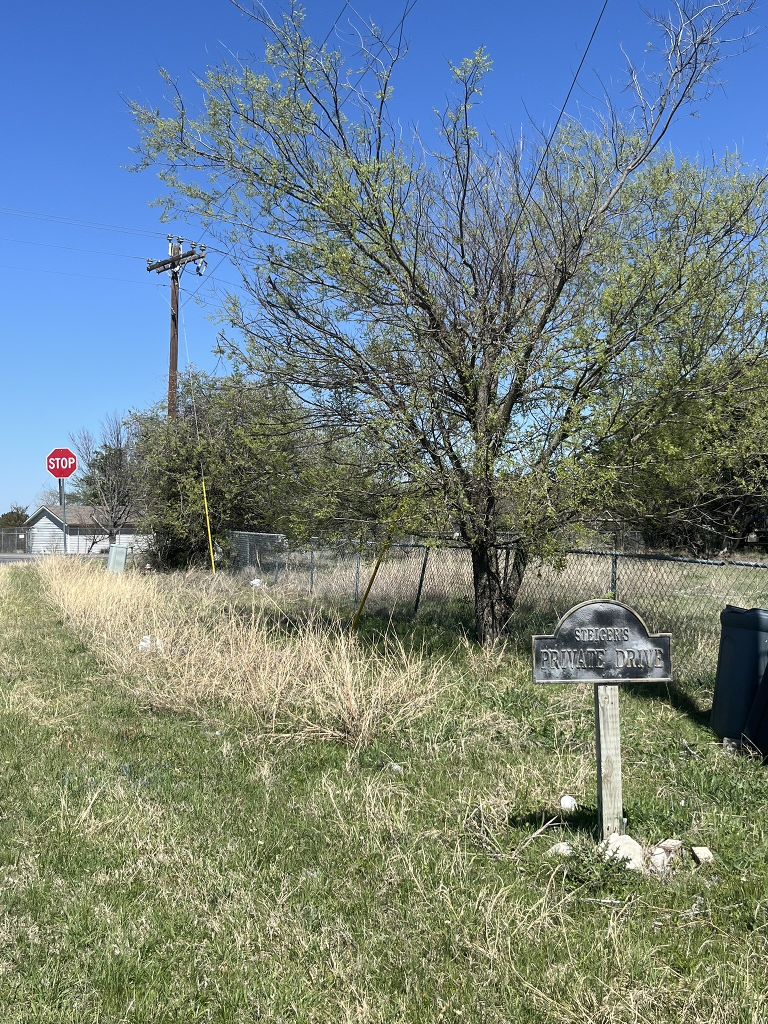 100 E Shangri La Drive Azle TX 76020