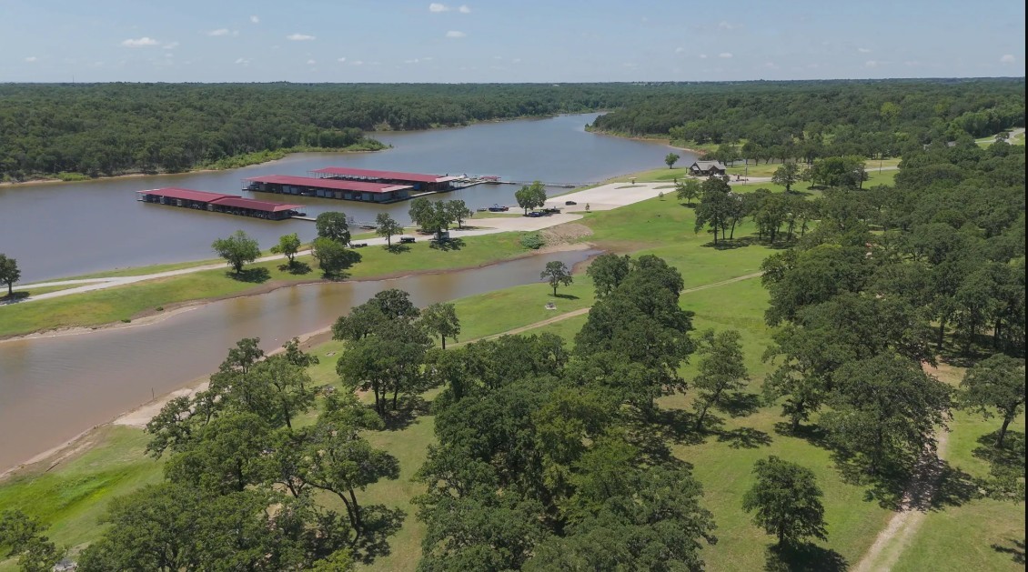 136 Leo Palace Lane Gordonville TX 76245