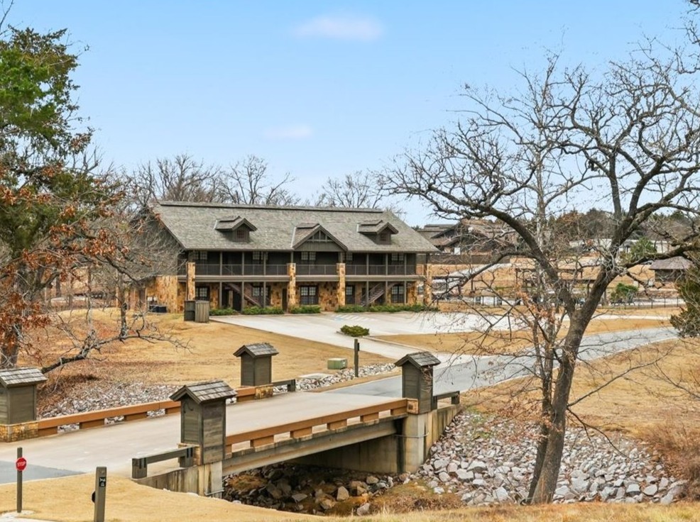 136 Leo Palace Lane Gordonville TX 76245