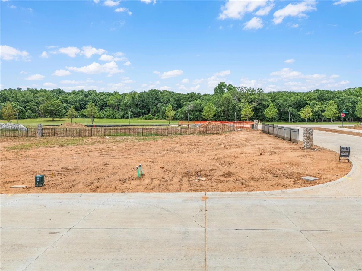 1613 Molly Drive Westlake TX 76262