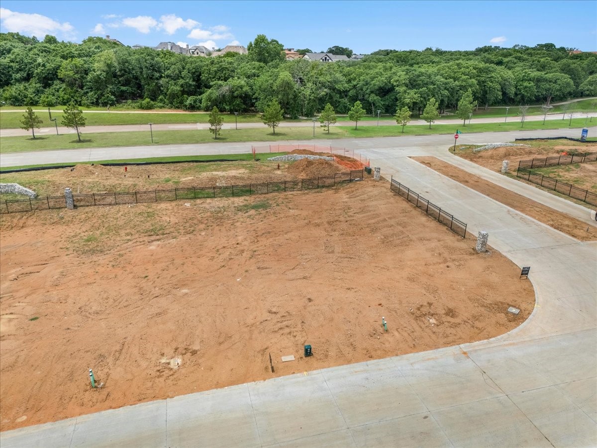 1613 Molly Drive Westlake TX 76262