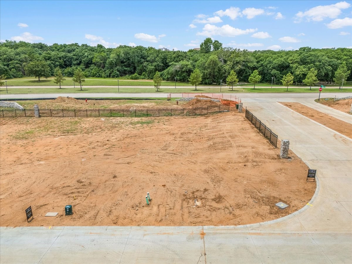 1613 Molly Drive Westlake TX 76262