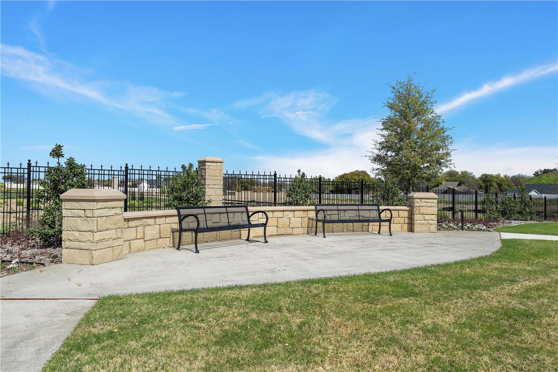 23 Pinehurst Drive Woodway TX 76712