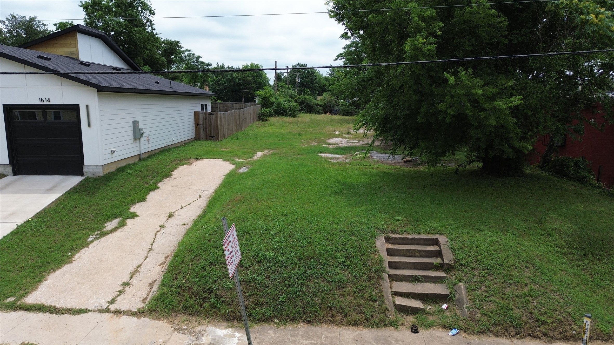 1608 Bannock Avenue Dallas TX 75215