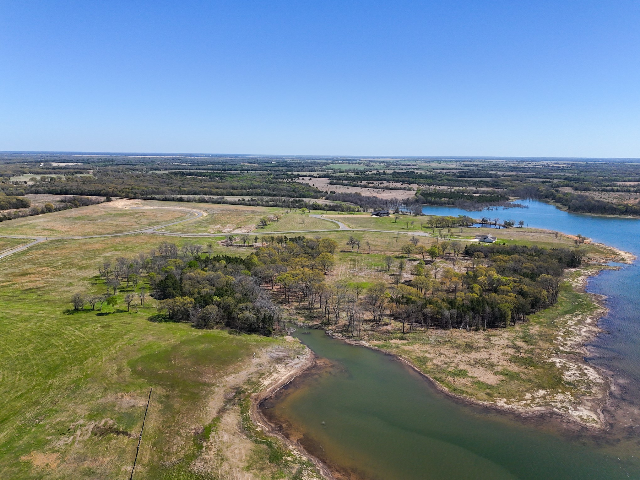 330 Lakewood Lane Honey Grove TX 75446