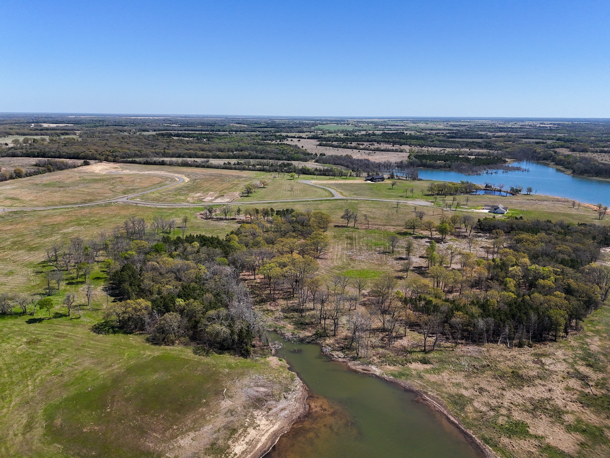 330 Lakewood Lane Honey Grove TX 75446