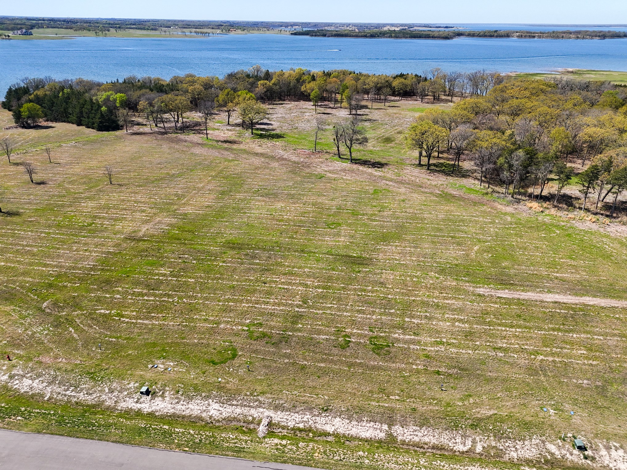 330 Lakewood Lane Honey Grove TX 75446