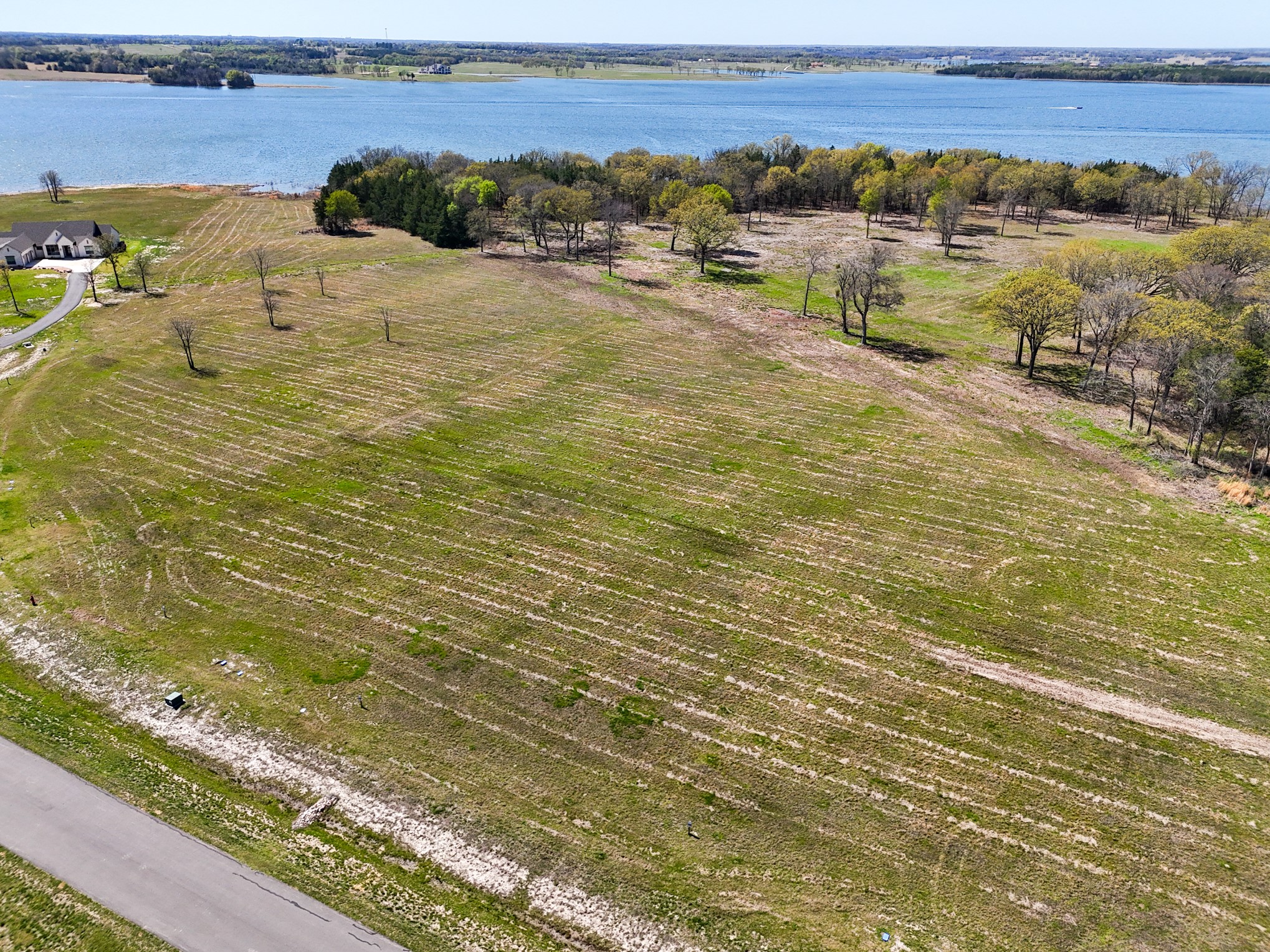 330 Lakewood Lane Honey Grove TX 75446