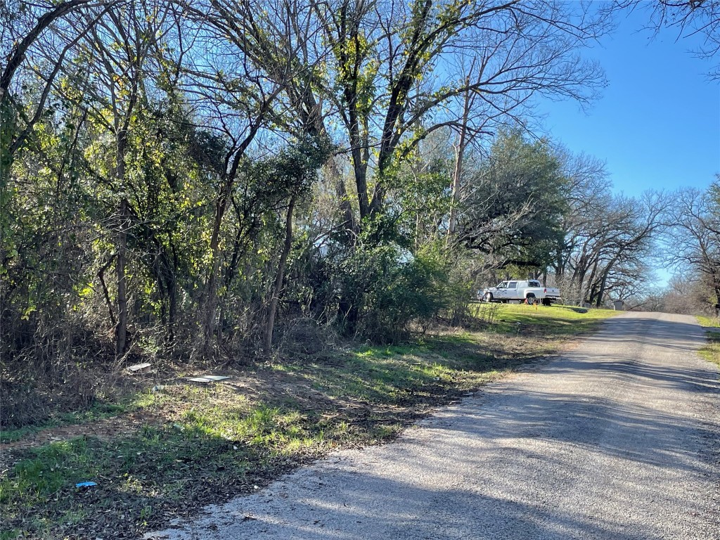 7181 Floral Street Azle TX 76020