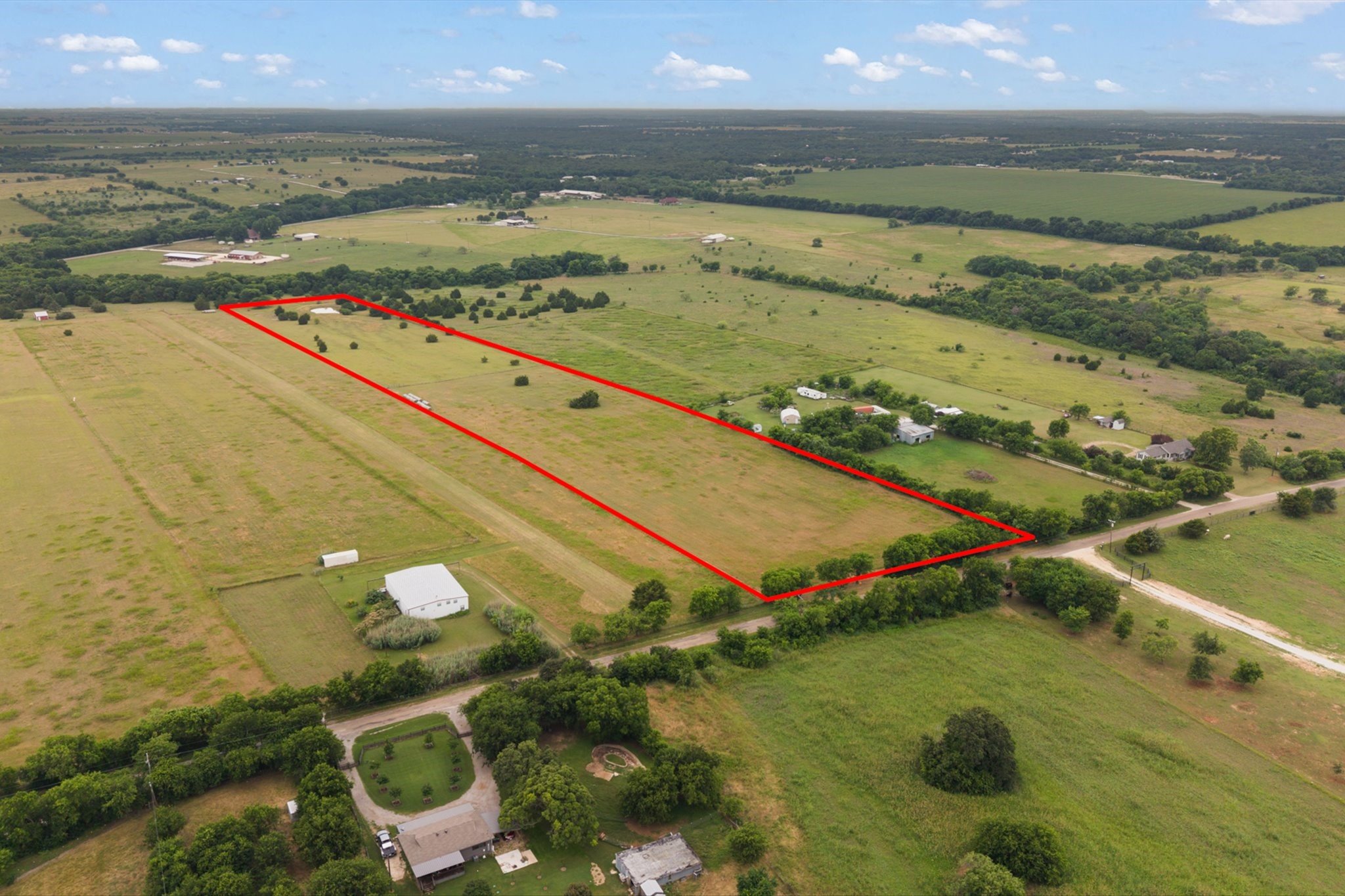 5250 County Road 304 Grandview TX 76050
