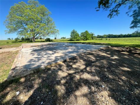 308 Farm Road 3390 Clarksville TX 75426