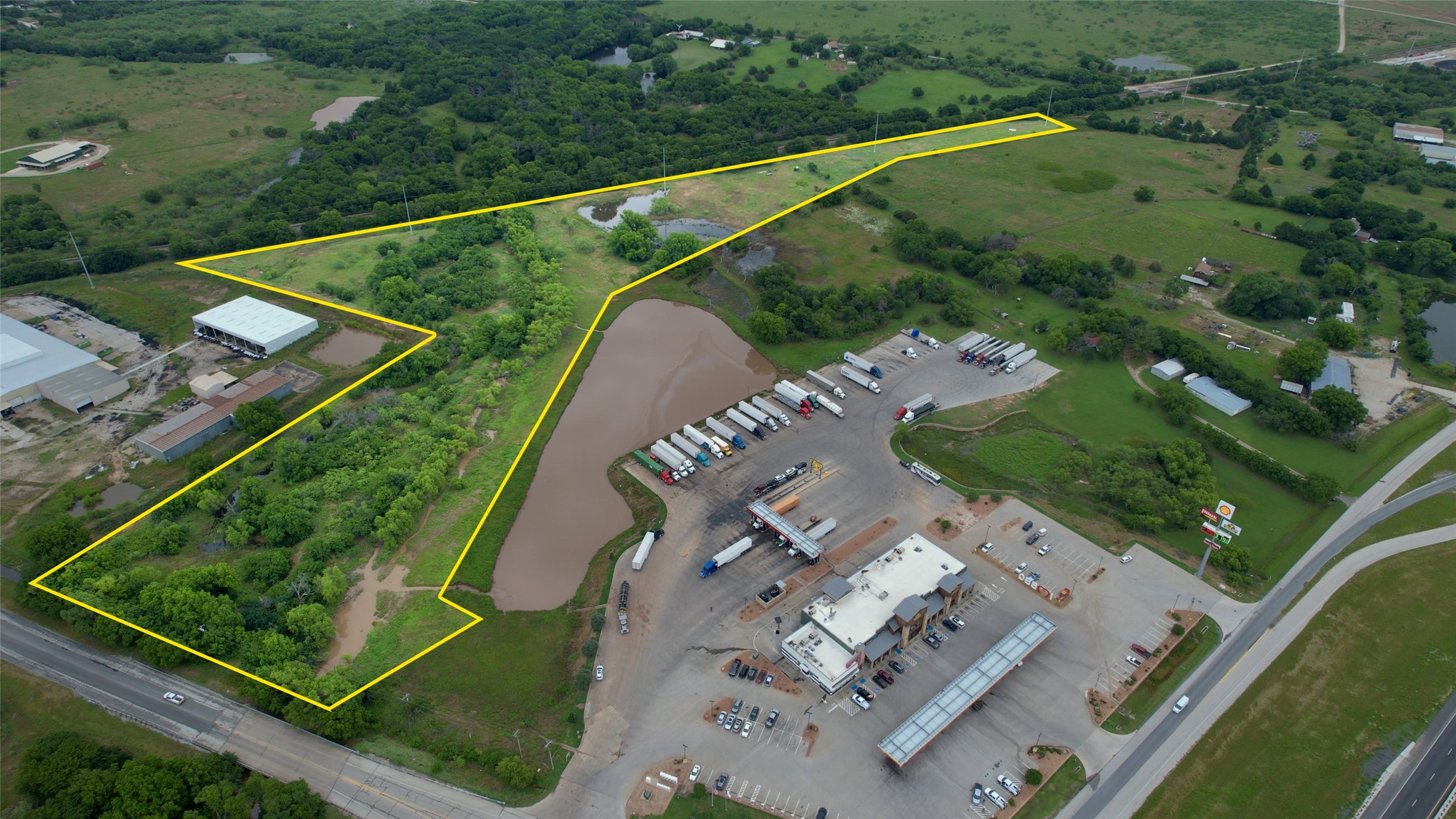 18.22 S Highway 148 Henrietta TX 76365