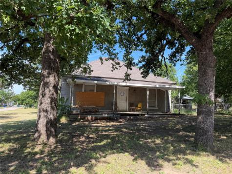 1201 N Elm Street Weatherford TX 76086