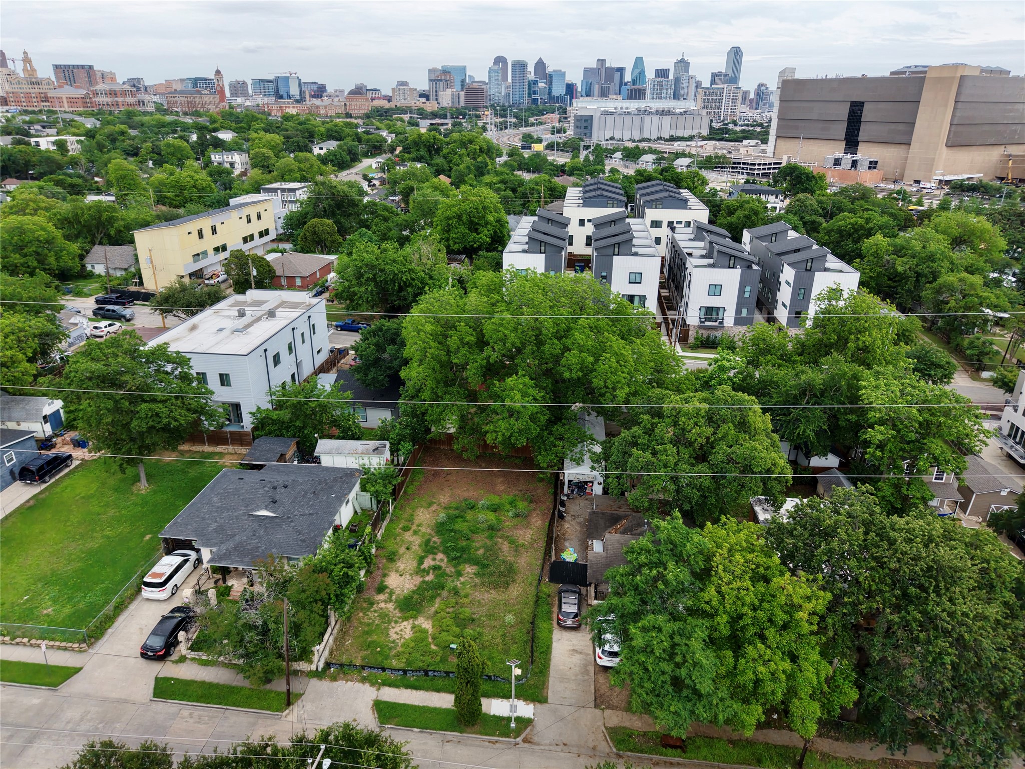 2210 Lucas Drive Dallas TX 75219