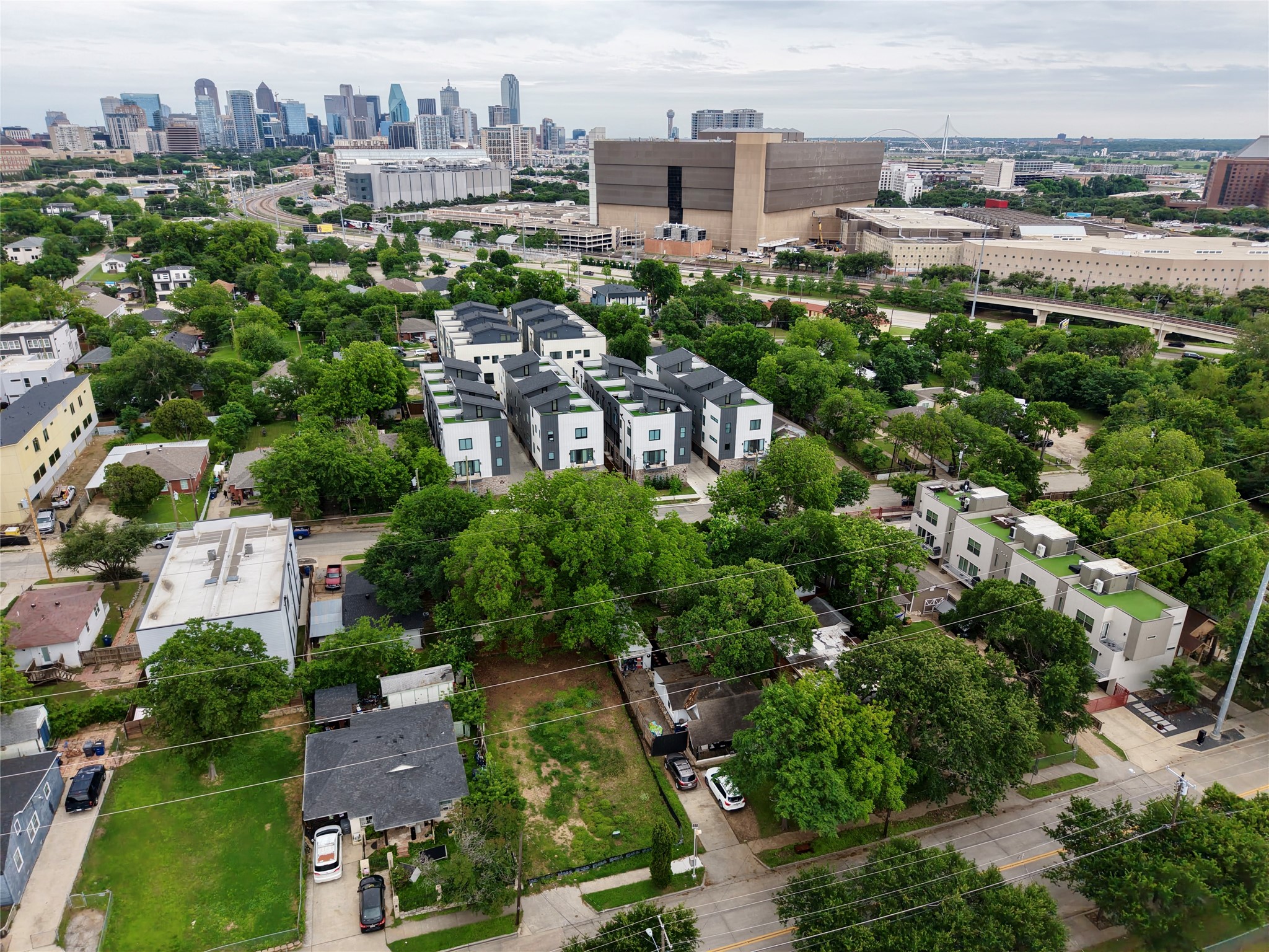 2210 Lucas Drive Dallas TX 75219