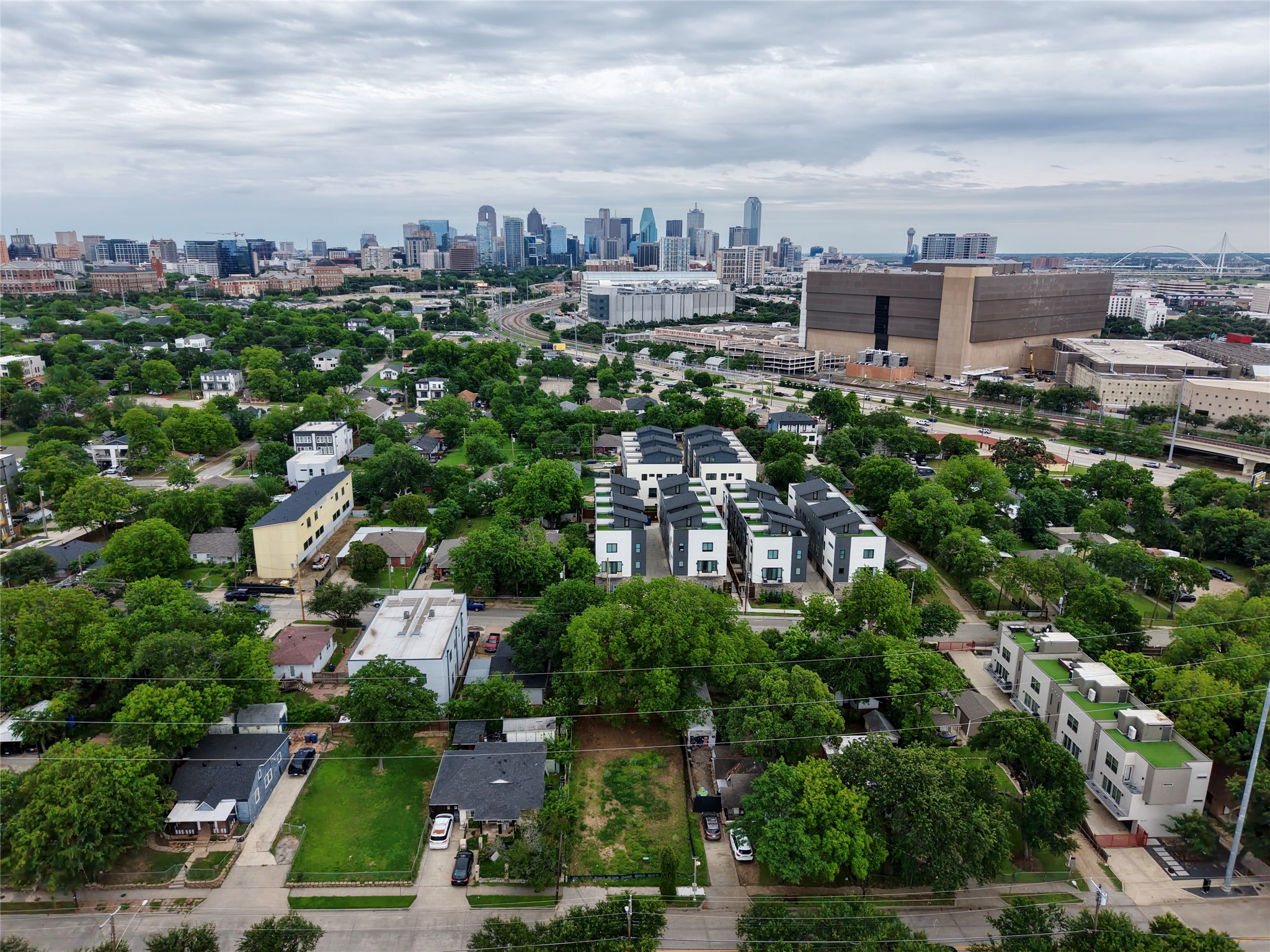 2210 Lucas Drive Dallas TX 75219