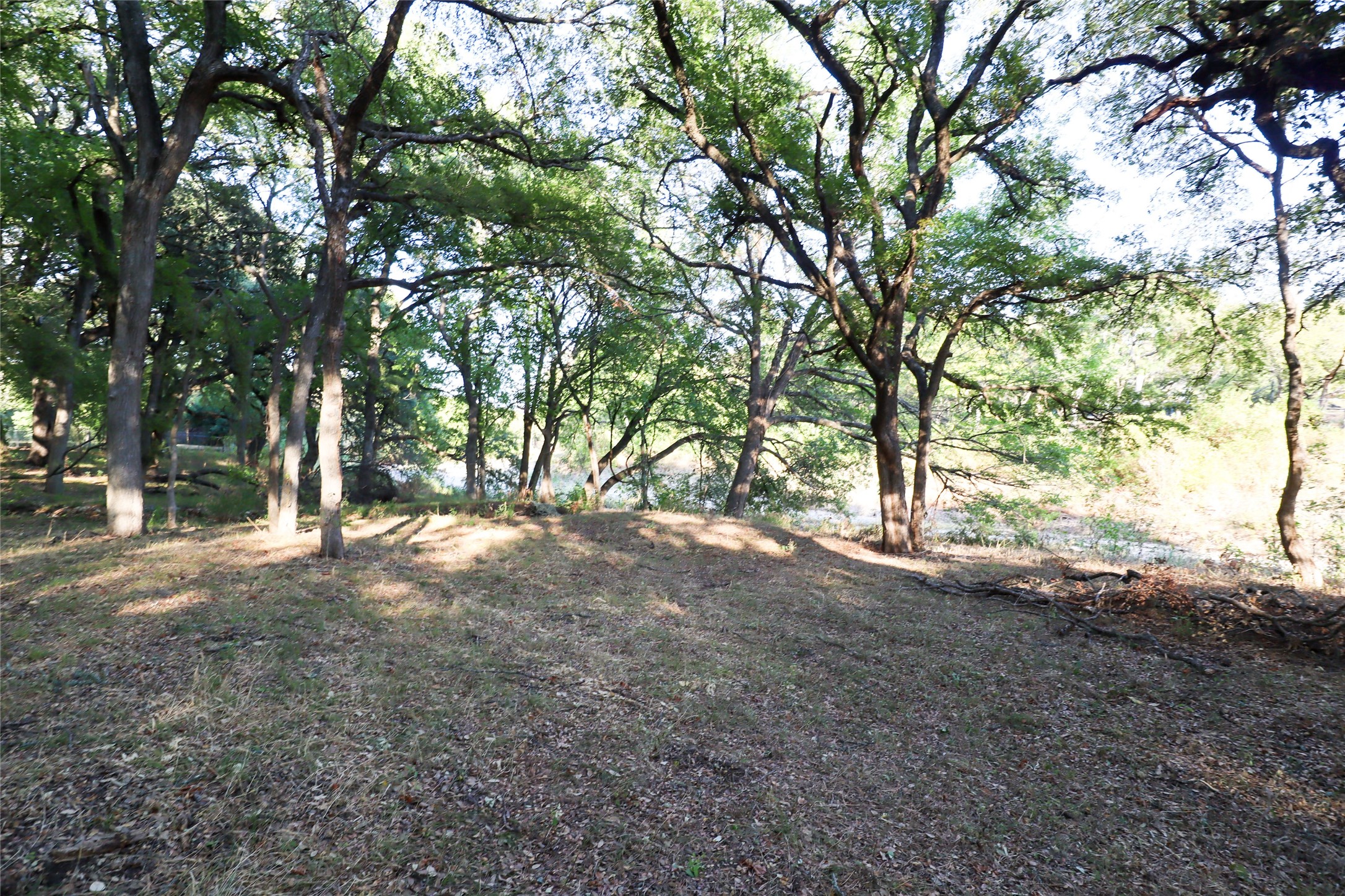 223 Oak Creek Circle Mcgregor TX 76657