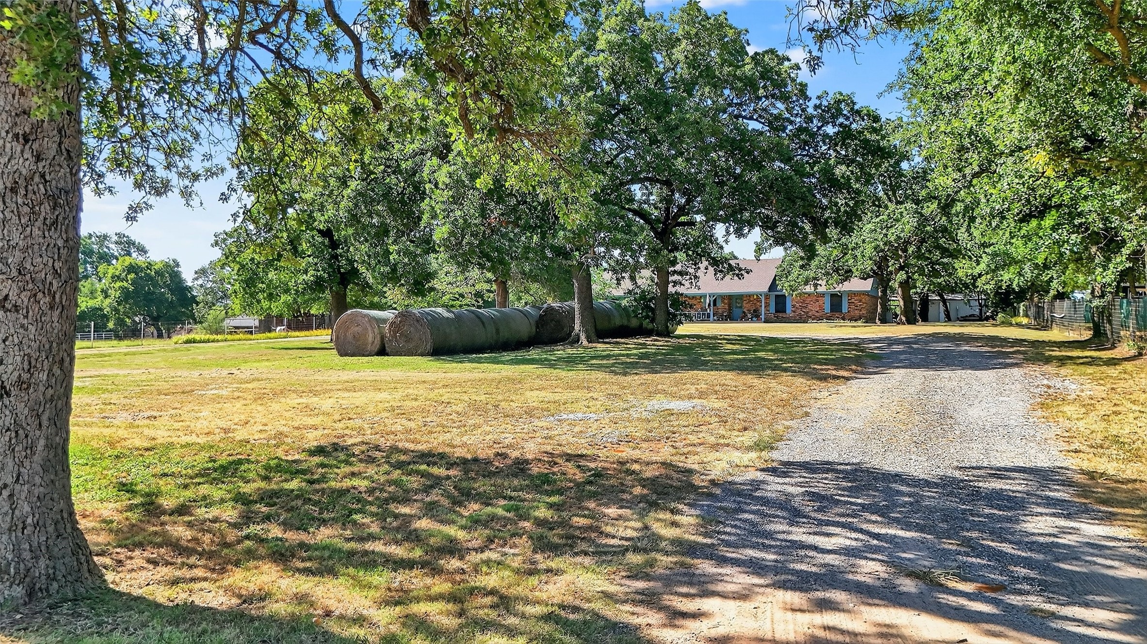 616 Spring Hill Road Aubrey TX 76227